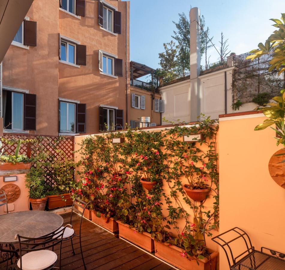 Two Connecting Rooms with Terrace
