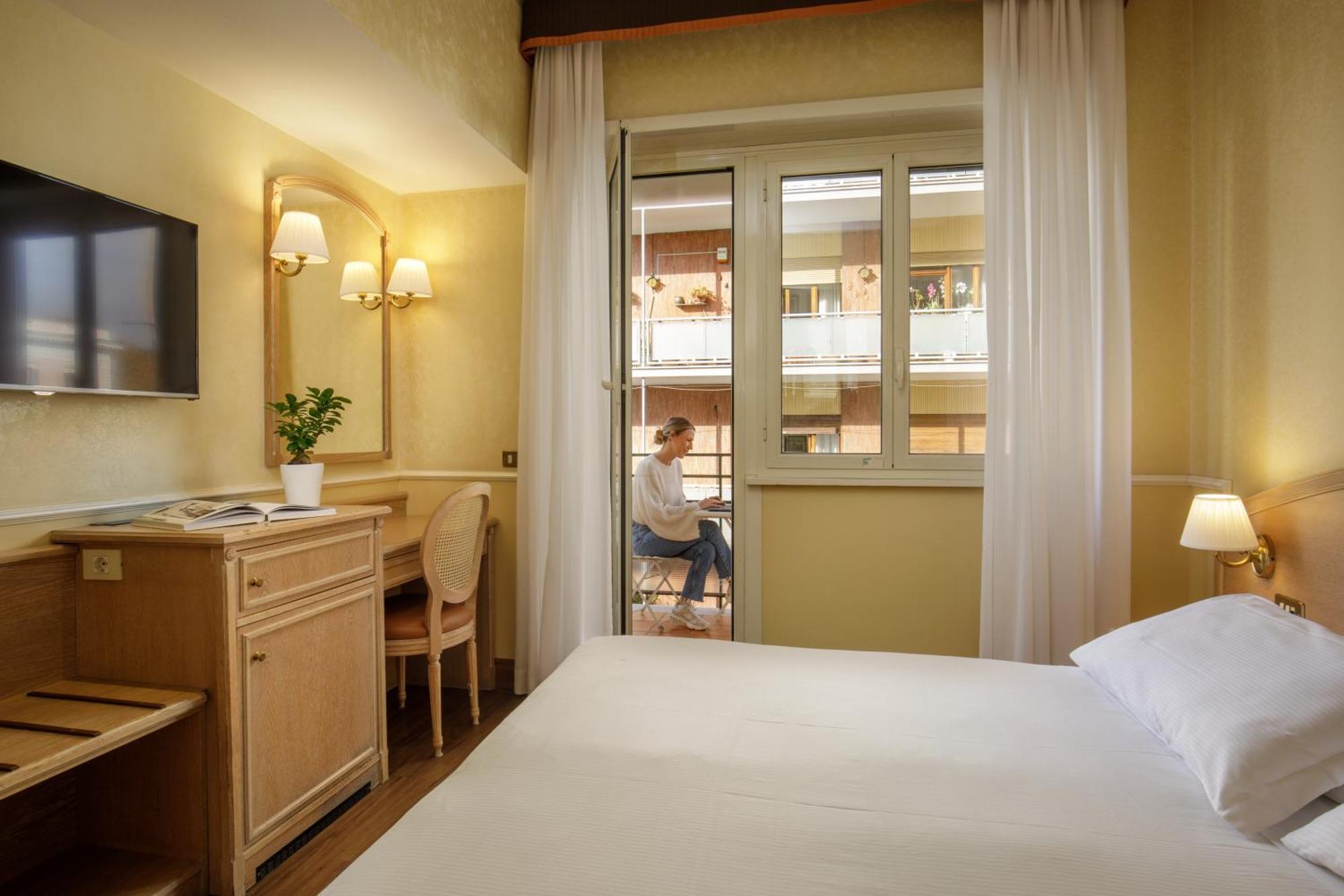 Double Room,1645647433:JPEG