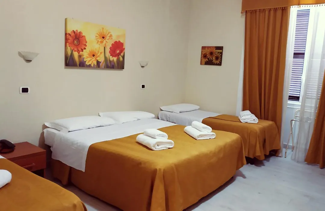 Hotel Everest-1