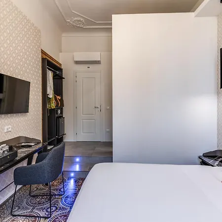 Arenula Suites-3