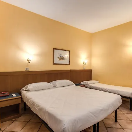 Hotel Pomezia-3