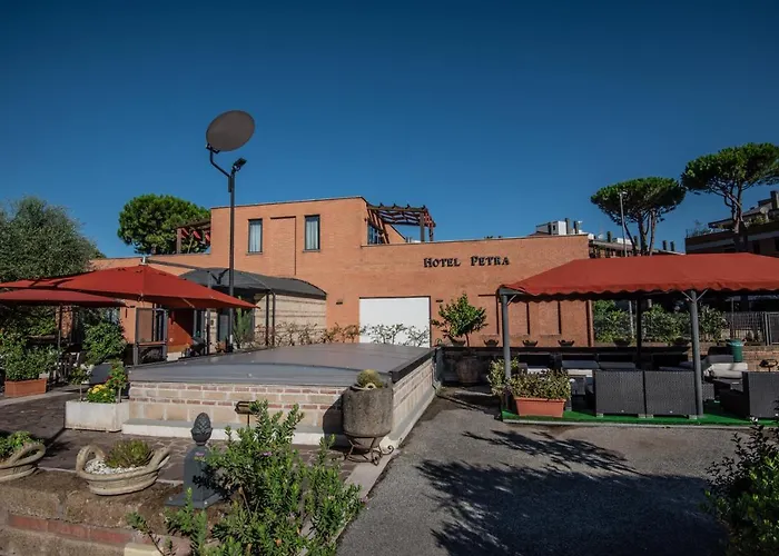 Hotels Close to Airport Petra