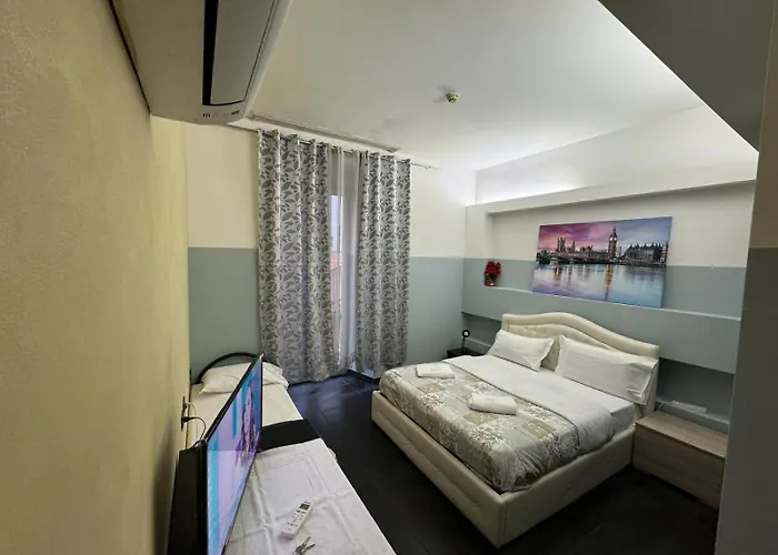 B&B only: Rainbow Rooms