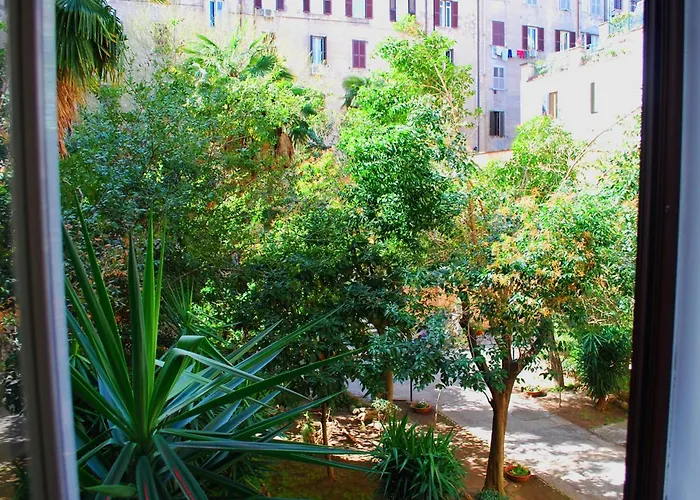 IN Roma Vale&Hillary Colosseo