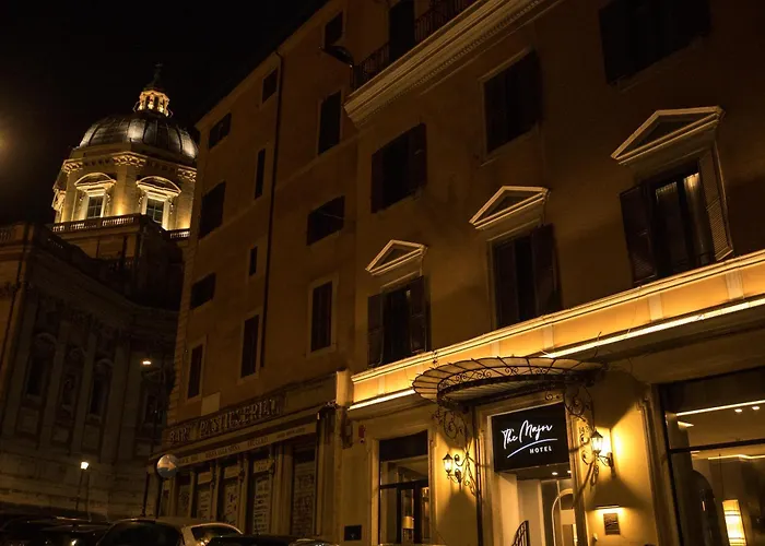 Resort: The Major Hotel